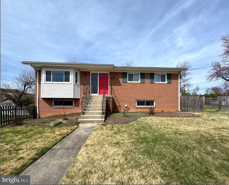11100 Markwood Dr, Silver Spring, MD 20902