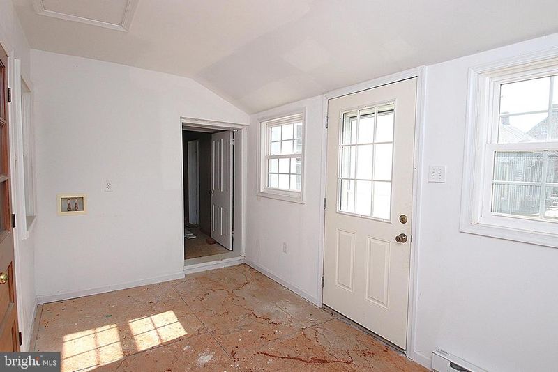 202 E Main St, Burkittsville, MD 21718