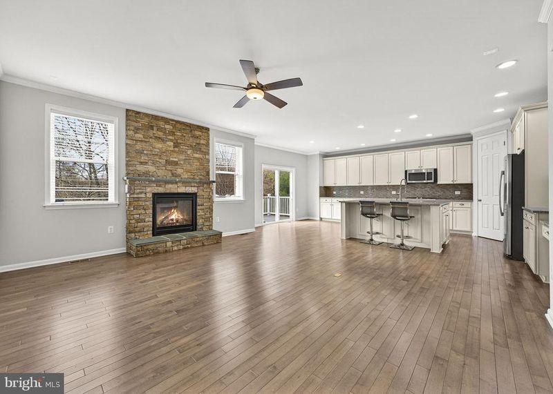 20471 Rolling Water Ter, Ashburn, VA 20147