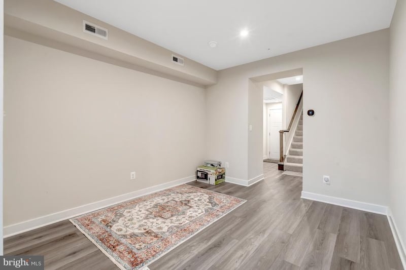 42558 Invergordon Ter, Sterling, VA 20166