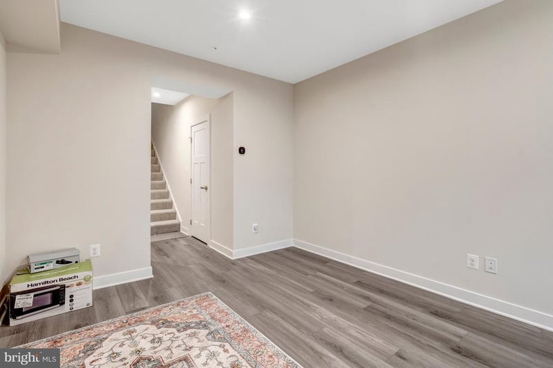 42558 Invergordon Ter, Sterling, VA 20166