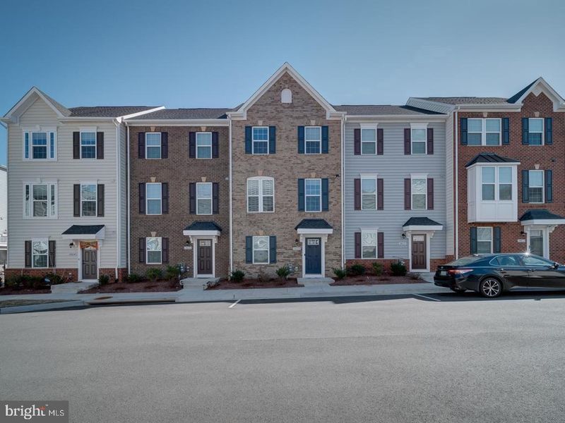 24608 Cervelo Ter, Sterling, VA 20166