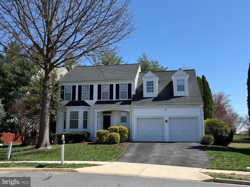 43569 Yorkshire Ct, Ashburn, VA 20147
