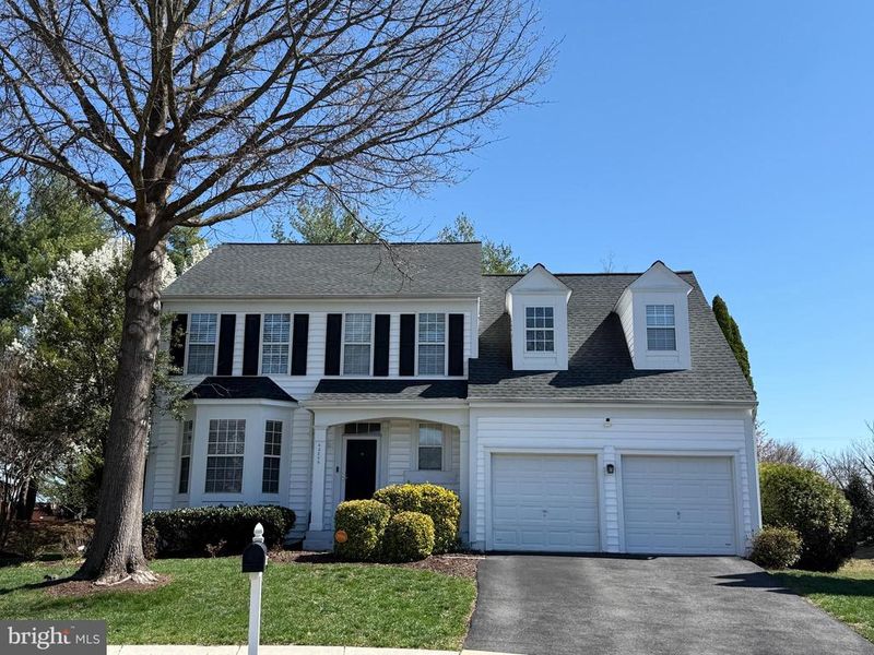 43569 Yorkshire Ct, Ashburn, VA 20147