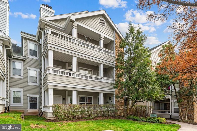 13058 Autumn Woods Way #105, Fairfax, VA 22033