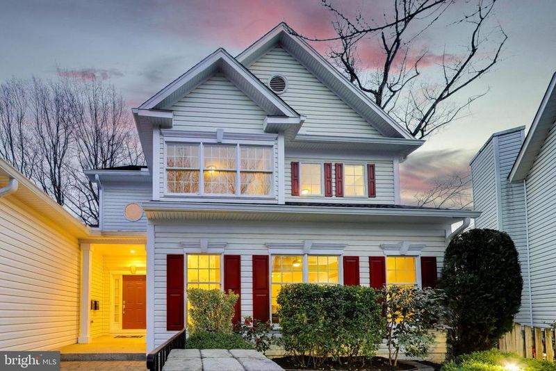 9200 Linden Grove Ct, Silver Spring, MD 20910