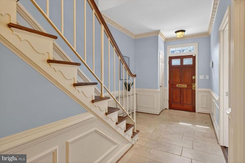 5309 Sherier Pl NW, Washington, DC 20016