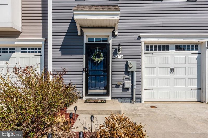 220 Longley Green Dr, Walkersville, MD 21793
