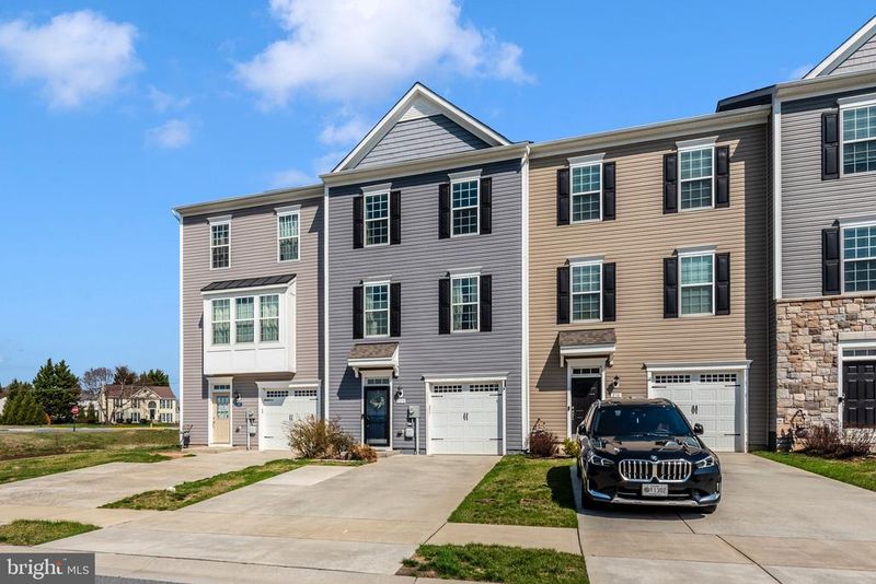220 Longley Green Dr, Walkersville, MD 21793