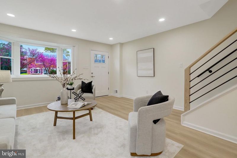 27 S French St, Alexandria, VA 22304