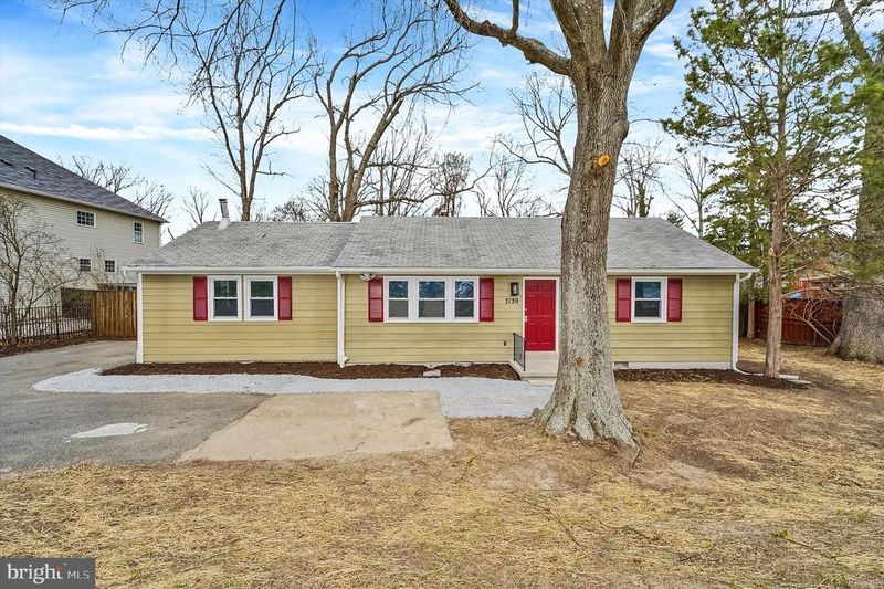 7120 Beulah St, Alexandria, VA 22315