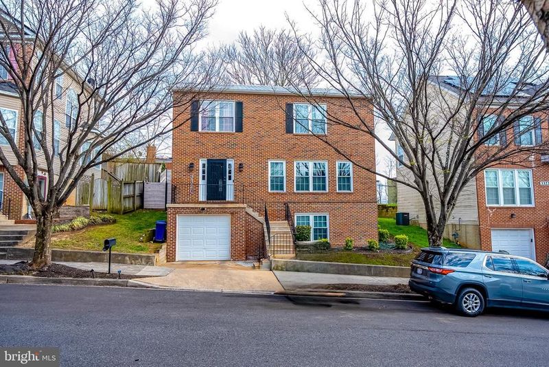 3320 Oxon Run Rd SE, Washington, DC 20032