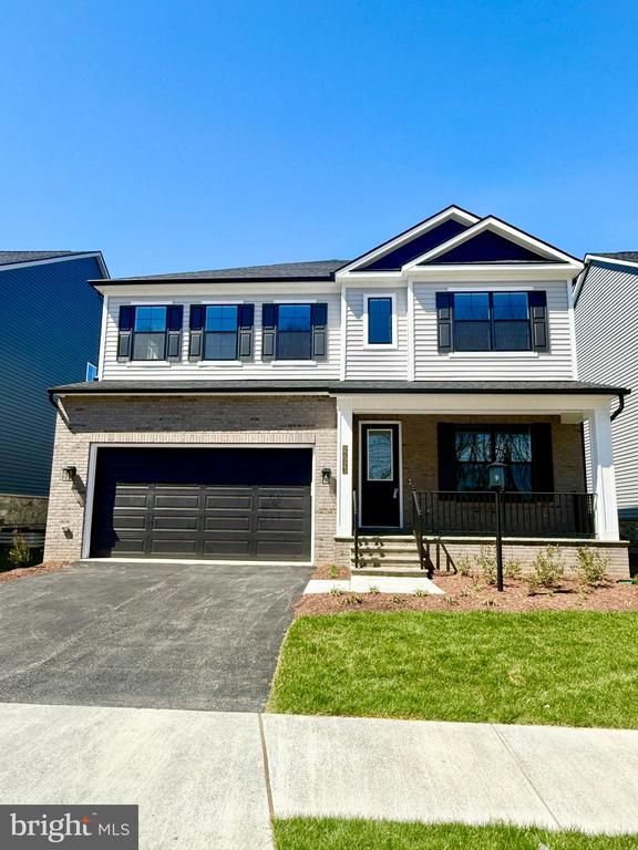 22923 Orchard Grove Dr, Brambleton, VA 20148