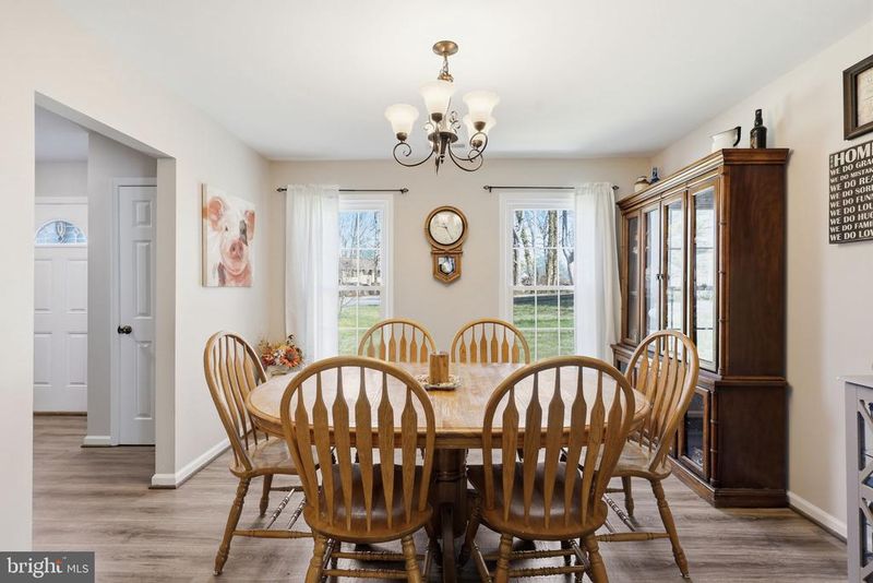 5 Brian Ct, Stafford, VA 22556