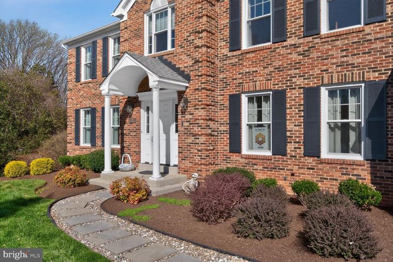 2036 Mayflower Dr, Silver Spring, MD 20905