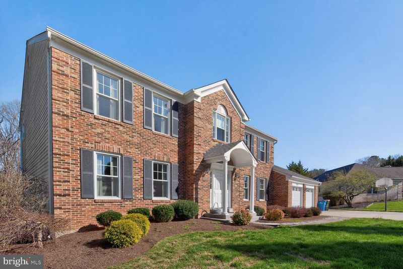 2036 Mayflower Dr, Silver Spring, MD 20905