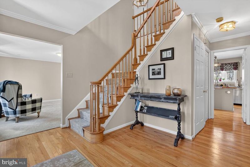 2036 Mayflower Dr, Silver Spring, MD 20905