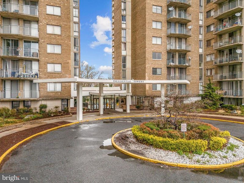 1836 Metzerott Rd #2004, Hyattsville, MD 20783