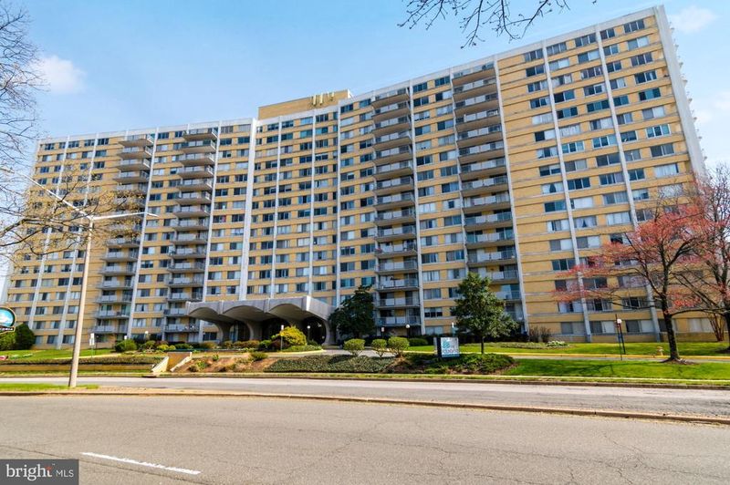 301 N Beauregard St #902, Alexandria, VA 22312
