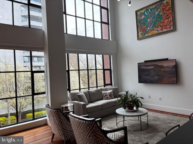 1600 Clarendon Blvd #W309, Arlington, VA 22209