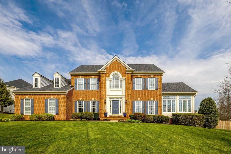 22350 Dolomite Hills Dr, Ashburn, VA 20148