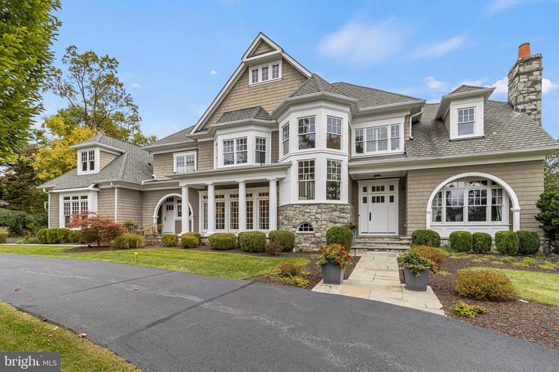 10021 Counselman Rd, Potomac, MD 20854
