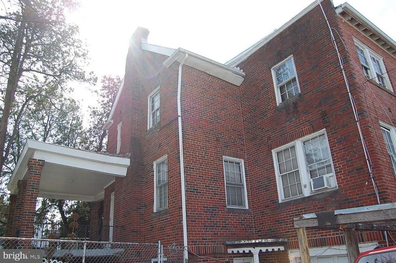 5328 Kansas Ave NW, Washington, DC 20011