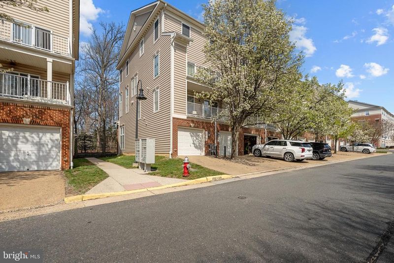 12444 Liberty Bridge Rd #301A, Fairfax, VA 22033