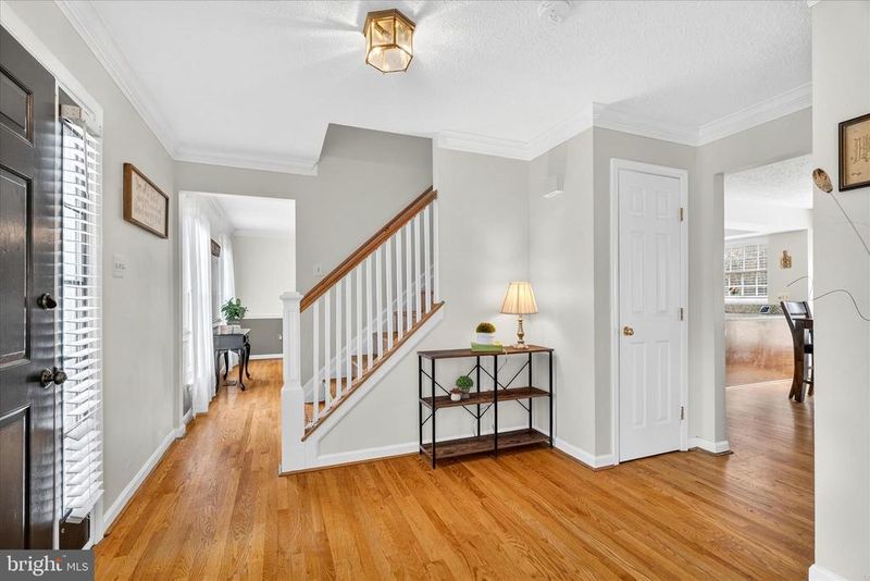 5348 Saint James Pl, Frederick, MD 21703