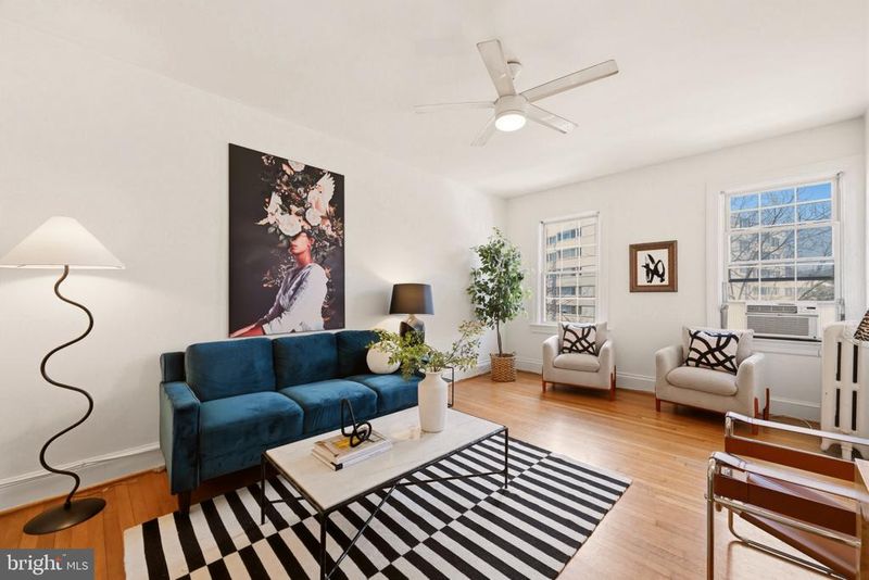 5402 Connecticut Ave NW #400, Washington, DC 20015