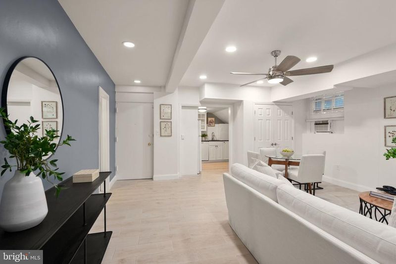 3039 Macomb St NW #2A, Washington, DC 20008