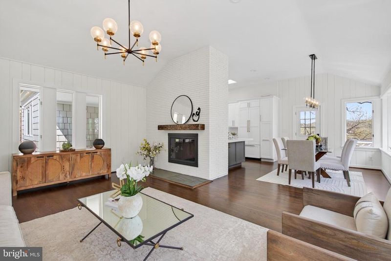 2767 N Quincy St, Arlington, VA 22207