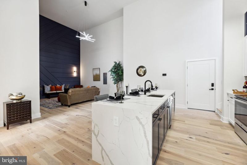 1621 T St SE #8, Washington, DC 20020