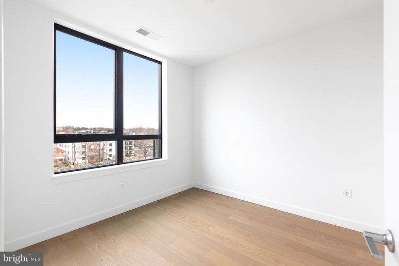 7175 12th NW #612, Washington, DC 20012