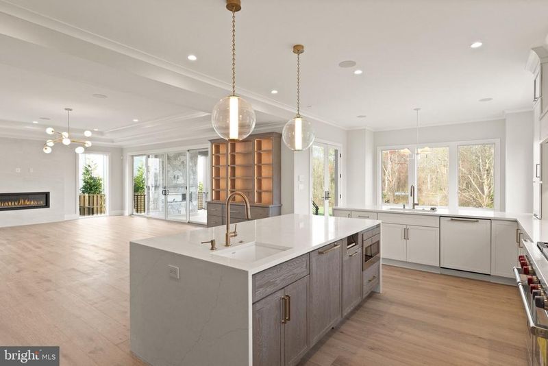1712 Dalewood Pl, Mclean, VA 22101