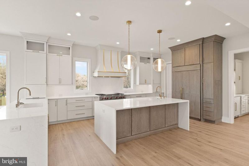 1712 Dalewood Pl, Mclean, VA 22101
