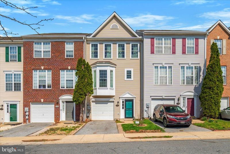 2409 Huntwood Ct, Frederick, MD 21702