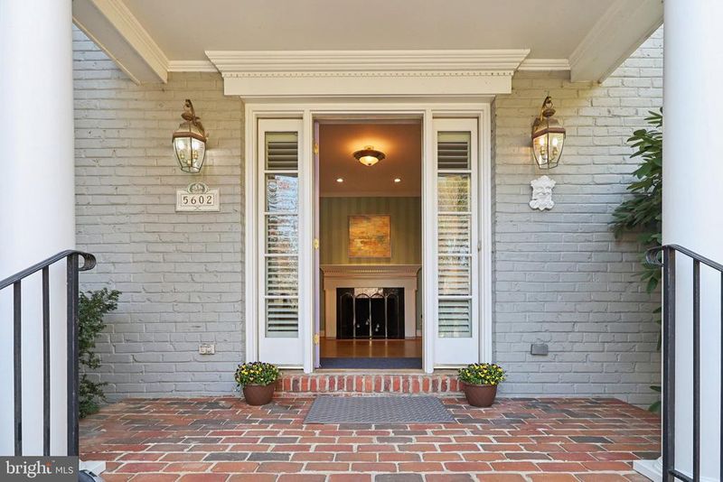 5602 Ogden Rd, Bethesda, MD 20816