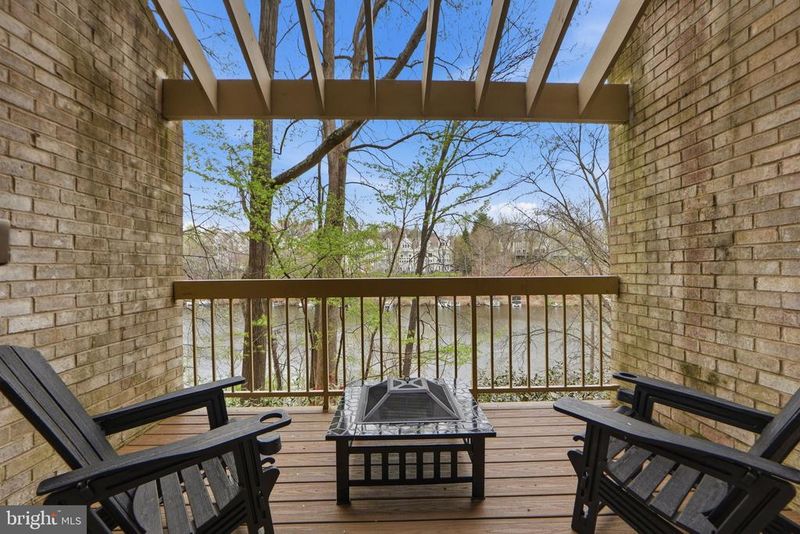 11124 Boathouse Ct #89, Reston, VA 20191
