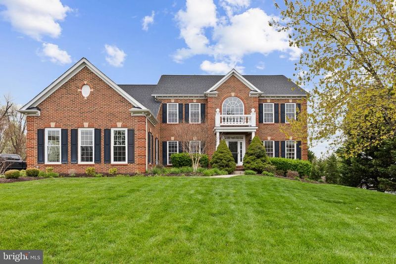 42602 Suny Bay Ct, Chantilly, VA 20152