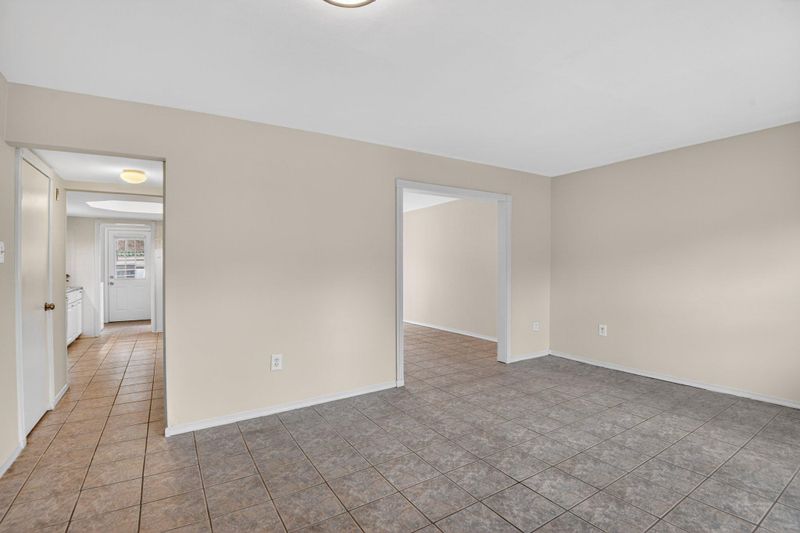 13023 Marquette Ln, Bowie, MD 20715