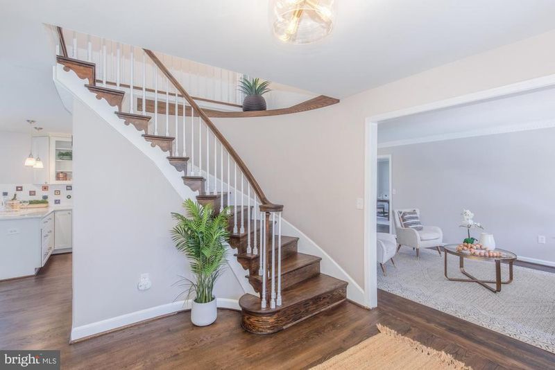 16217 Whitehaven Rd, Silver Spring, MD 20906