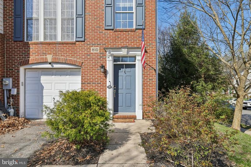810 Mericrest Way, Odenton, MD 21113
