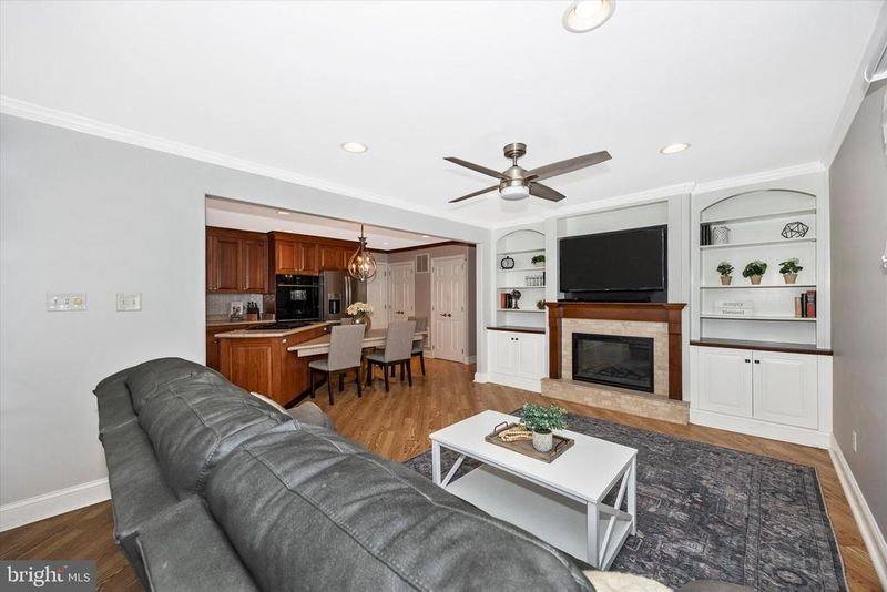 307 Redwood Ave, Frederick, MD 21701
