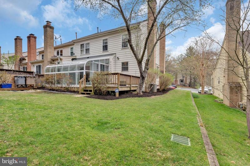 12228 Tildenwood Dr, Rockville, MD 20852