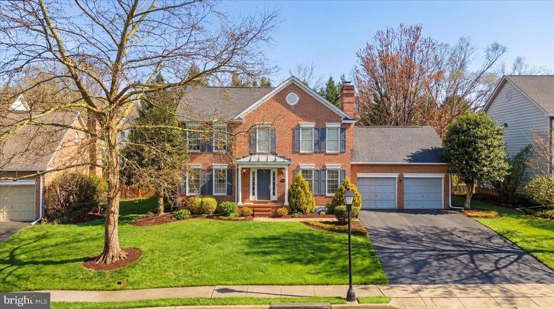 2405 Noble Manor Ln, Frederick, MD 21702