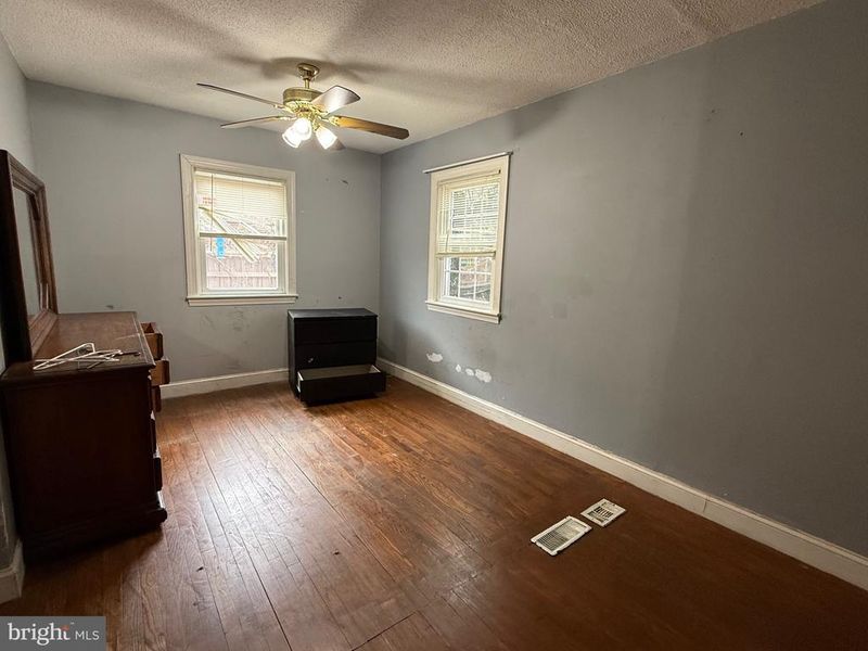 2622 Groveton St, Alexandria, VA 22306