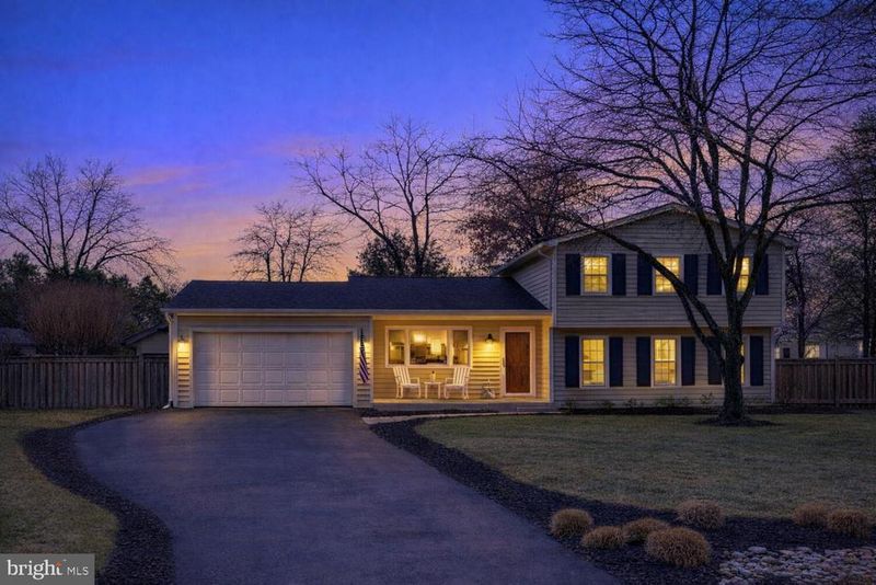 15020 Rocking Spring Dr, Rockville, MD 20853
