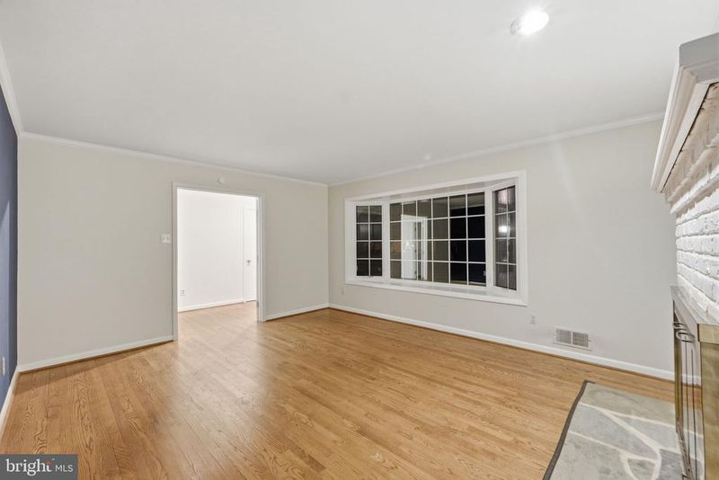 808 Cottonwood Dr, Severna Park, MD 21146