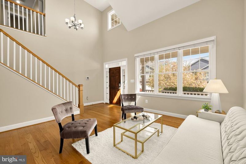 1022 N Edison St, Arlington, VA 22205